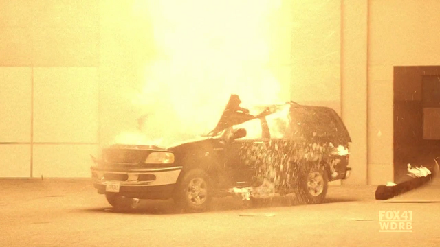 Archivo:Car Bomb.png
