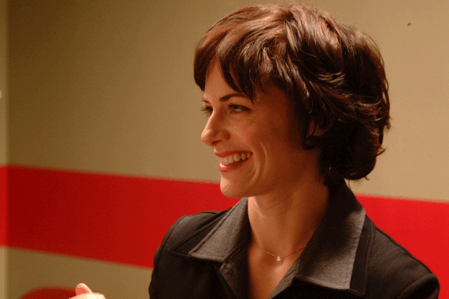 File:24Nina.gif