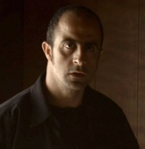 File:S6ep2AssadsMan.jpg