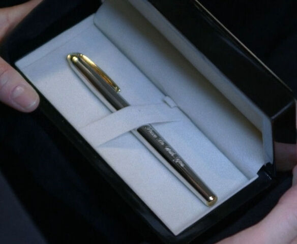 File:OmarHassanPen.jpg
