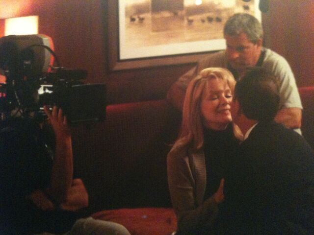 File:24 Day 5 Jean Smart BTS.jpg