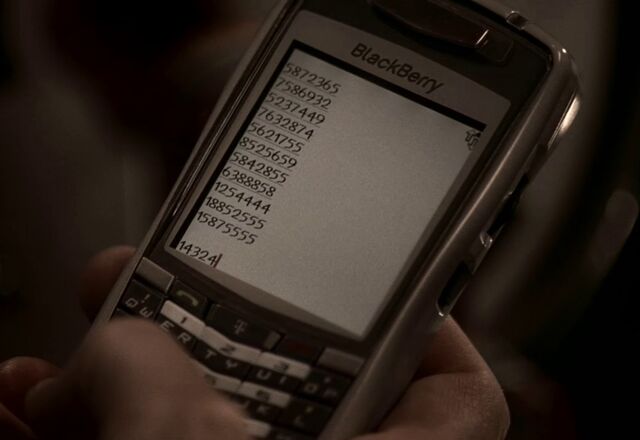 File:5x07 Erwich Blackberry.jpg