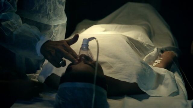 File:In1x05 Jhanvi hospital.jpg