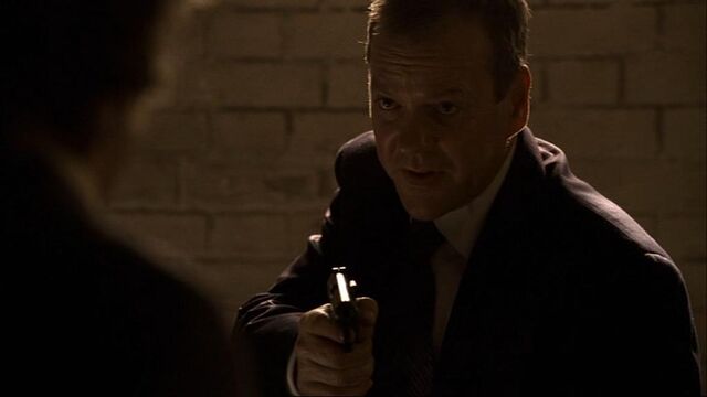 File:JackGetsPhone.jpg