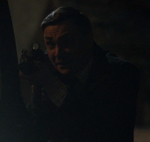 File:9x10 Russian armed man.jpg