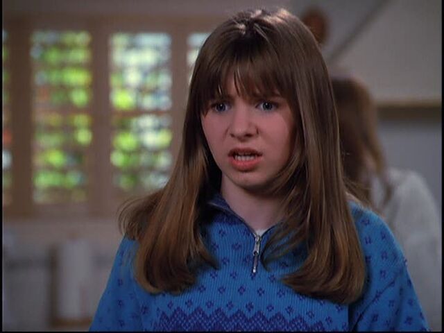 File:Beverley mitchell 1259630111.jpg