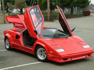 Lamborghini-lamborghini-countach-lp500s-1418625447