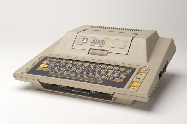 Plik:Atari400.jpg