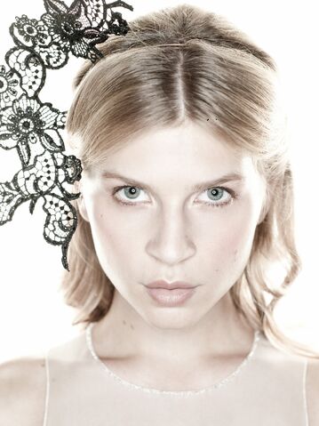 File:FLEUR1.jpg
