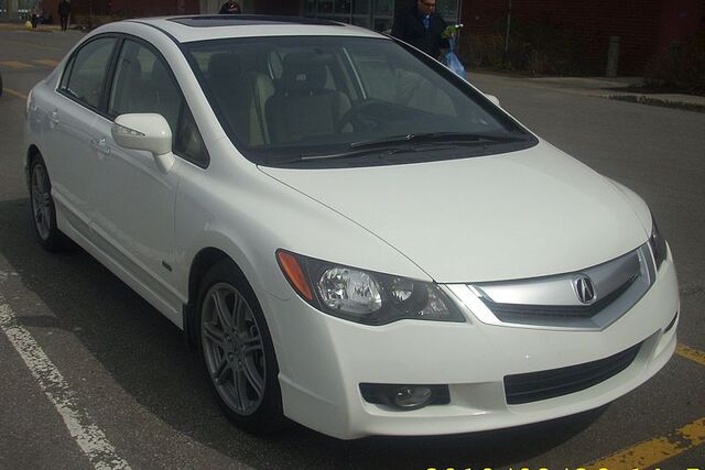 File:'10 Acura CSX iTech.jpg