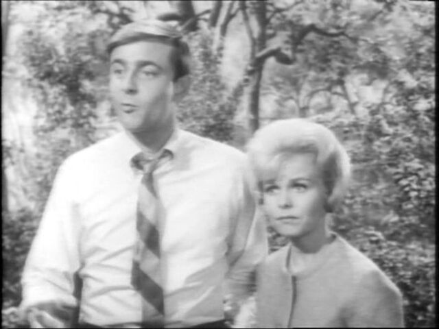 File:09.The.New.Neighbors.Meet.the.Addams.Family 019.jpg