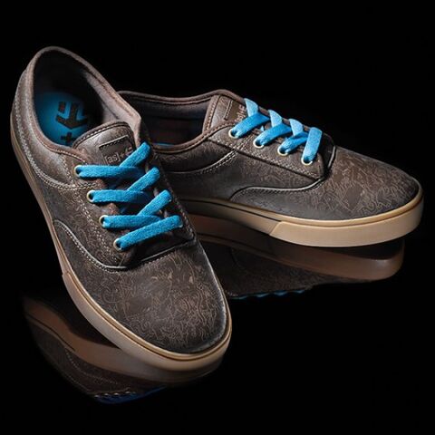 File:Etnies-adult-swim-leather-medley.jpg