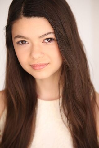 File:Nikki Hahn !.jpg