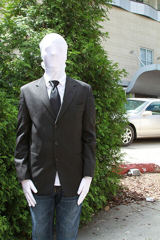 File:The Slender Man - Teryn Cochron.jpg