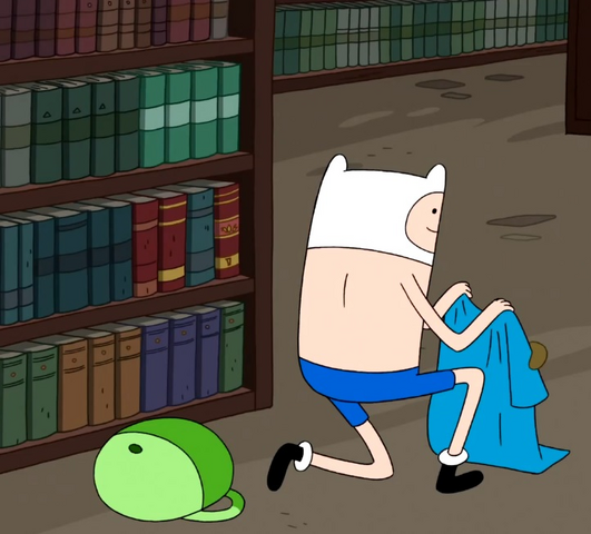 File:S3e22 Finn feeding Moldos.png