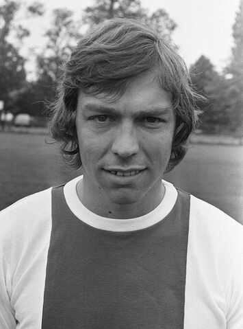 Bestand:1972)JanMulder.jpg