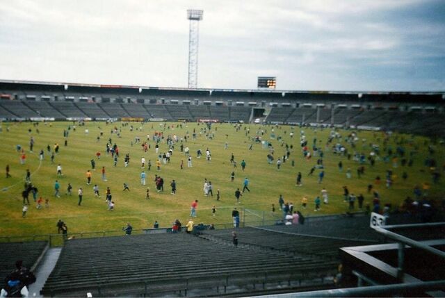 File:Waverley Park 7.jpg
