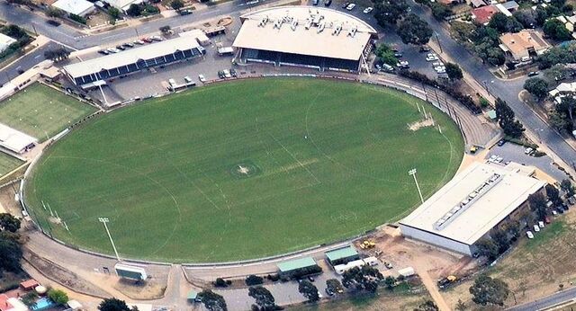 File:Alberton Oval 1.jpg
