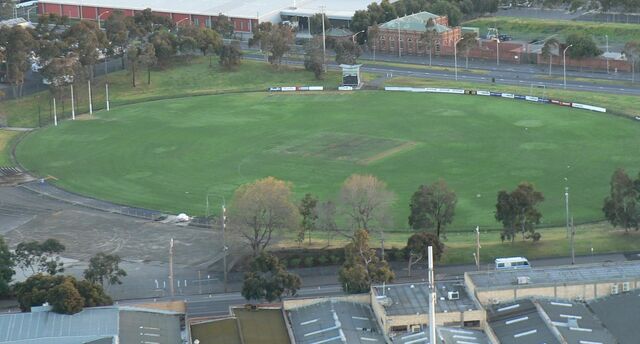 File:Arden Street Oval 1b.jpg