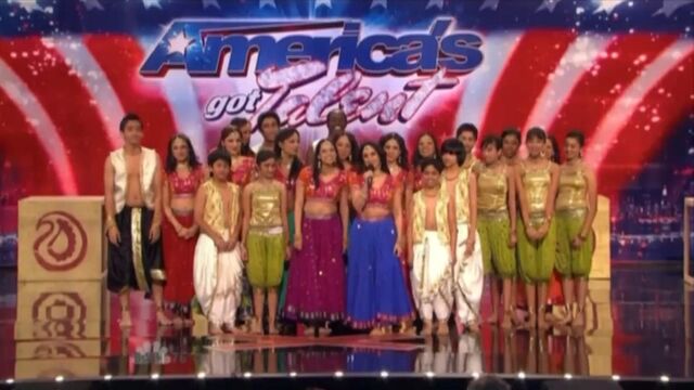 File:Monasampathdancecompany.jpg