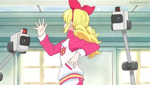 Datei:Aikatsu-episode-4-screenshot-011.jpg