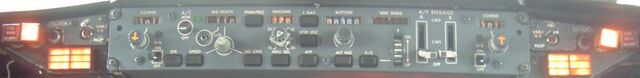 File:737 Glareshield ADV.jpg