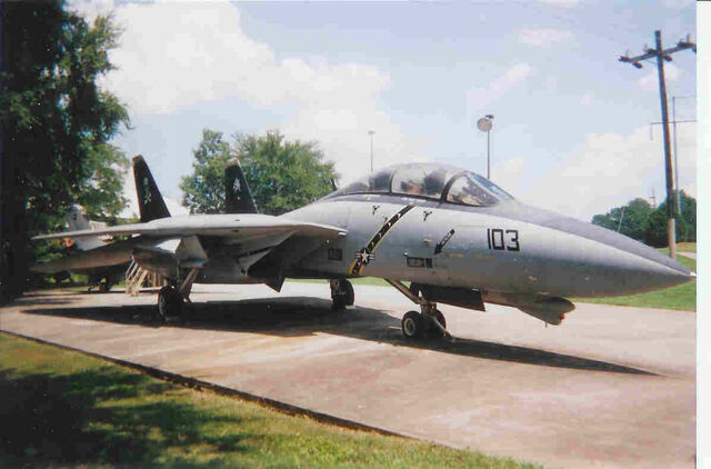 File:F-14 Tomcat.jpg