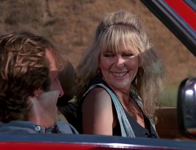 File:Blonde with mercedes-sweet britches.jpg
