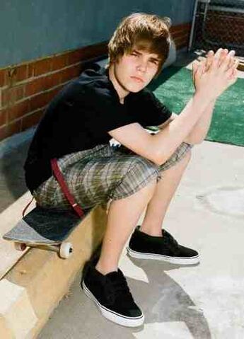 File:Justin bieber-13831.jpg