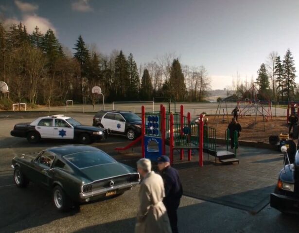File:1x06 windward.jpg