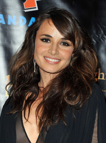 File:MIA-MAESTRO-at-Breaking-Dawn-Part-2-VIP-Comic-Con-Celebration-in-San-Diego-4.jpg