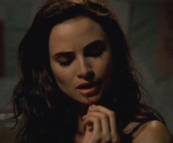 File:TranquillizerLips.jpg