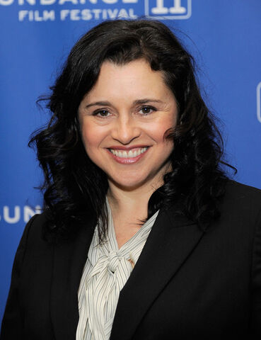 File:Michelle Arthur Convincer Premiere 2011 Sundance k2oog2qjQhgl.jpg
