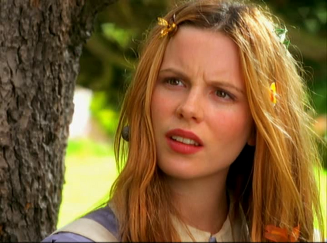 Archivo:Alicia-1998.png