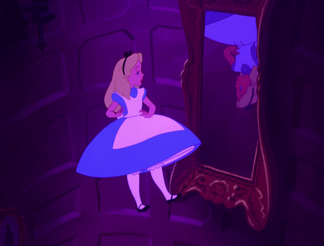 File:Alice-in-wonderland-disneyscreencaps.com-578.jpg