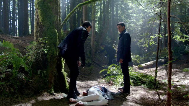 File:AlmostHuman-110 0153.jpg