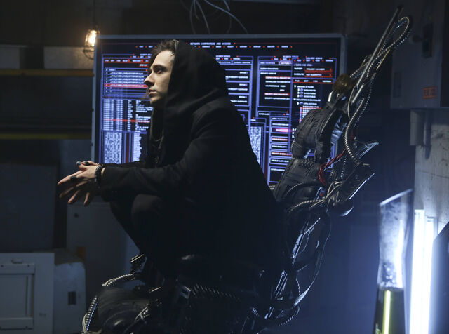File:AlmostHuman-ep111b sc34 004.jpg