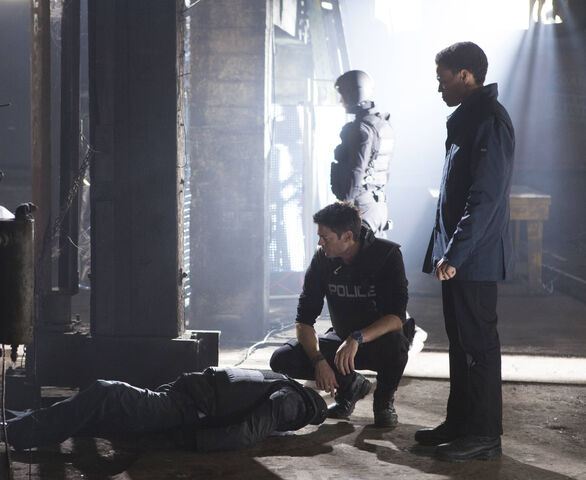 File:AlmostHuman-ep109 20 002.jpg