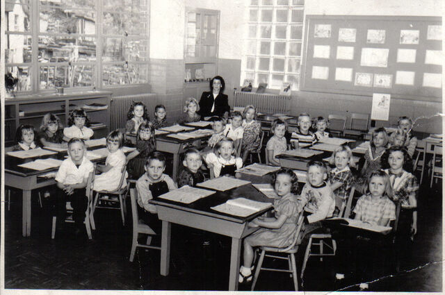 File:1stgradePinnacle1950-1-.jpg