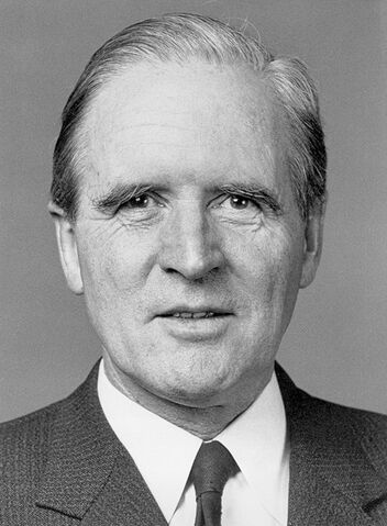 File:Karl karstens.jpg