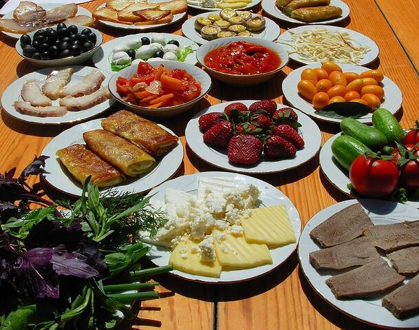File:761px-Azerbaijan Light snack.jpg