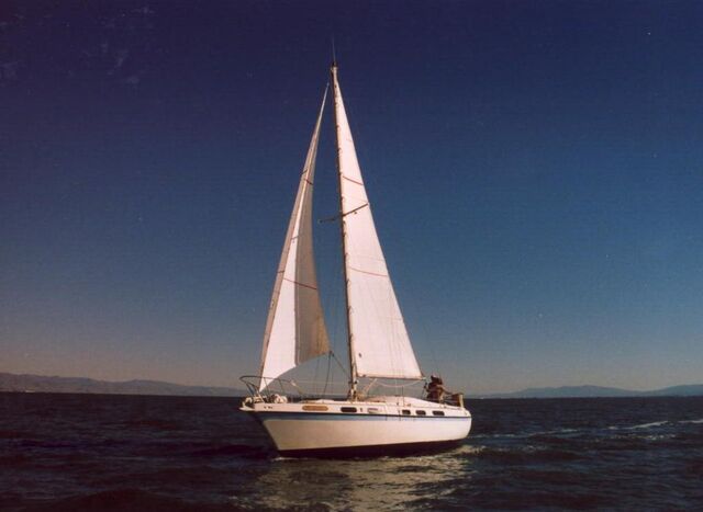 File:Sailboat-1 2712136.jpg
