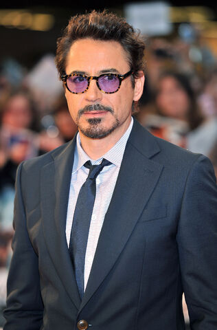 File:Robert Jr..jpg