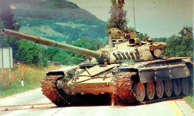 File:M84a slovenija.jpg