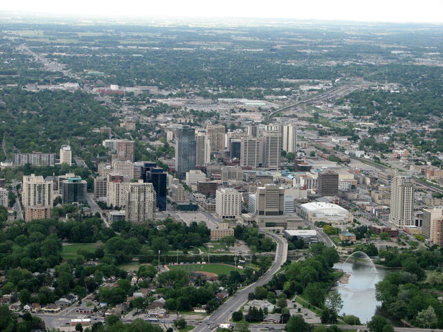File:83DD-LondonON.jpg