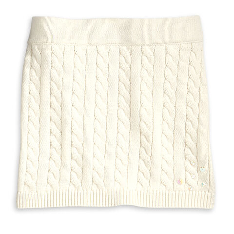 File:WinterWhiteSkirt girls.jpg