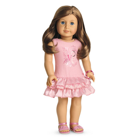 File:PrettyPinkOutfit.jpg