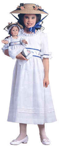 File:FelicitySummerGown girls.jpg