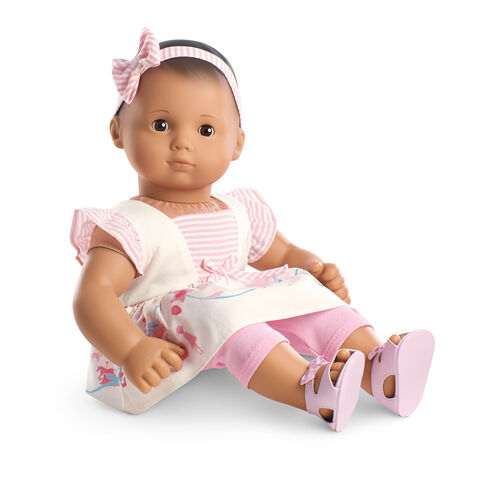 File:PastelCarouselOutfit.jpg