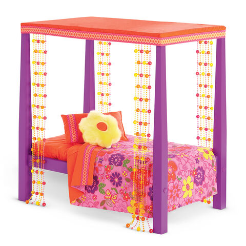 File:BFJulieBedBedding.jpg